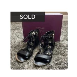 SOLD‼️Fergie Black sandals